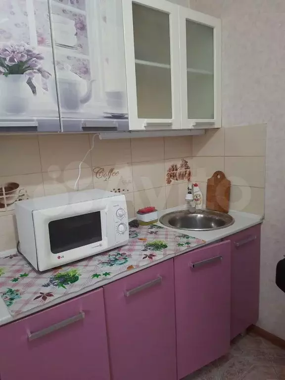 1-к. квартира, 40 м, 1/9 эт. - Фото 0