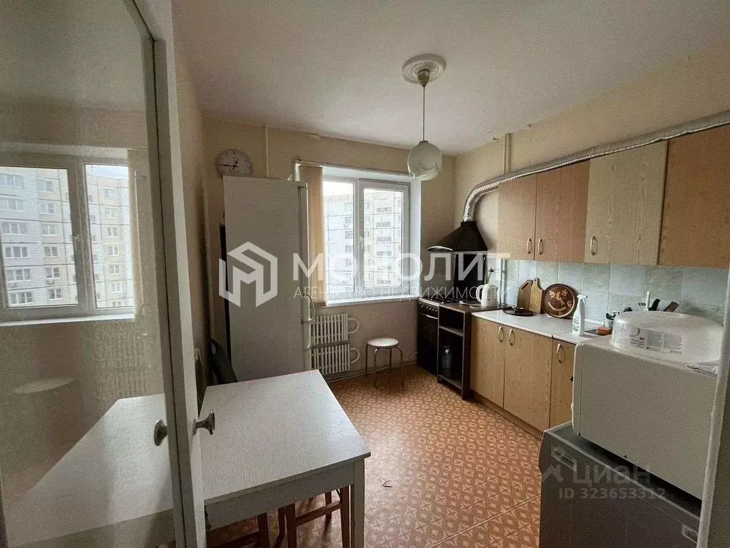 3-к кв. Белгородская область, Старый Оскол ул. Свердлова, 25 (63.0 м) - Фото 1