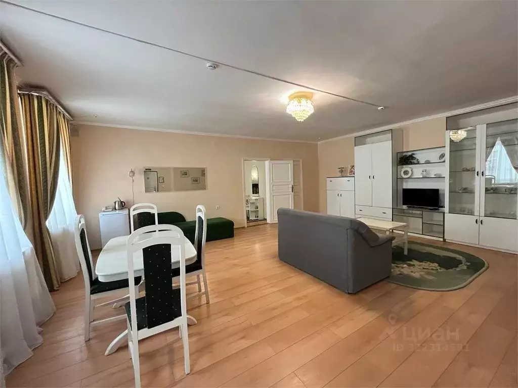 Комната Санкт-Петербург Английская наб., 46 (45.0 м) - Фото 2