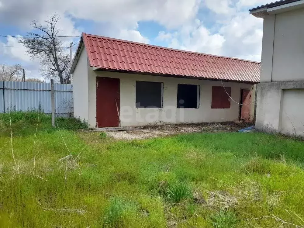 Помещение свободного назначения в Крым, Бахчисарайский район, с. ... - Фото 1
