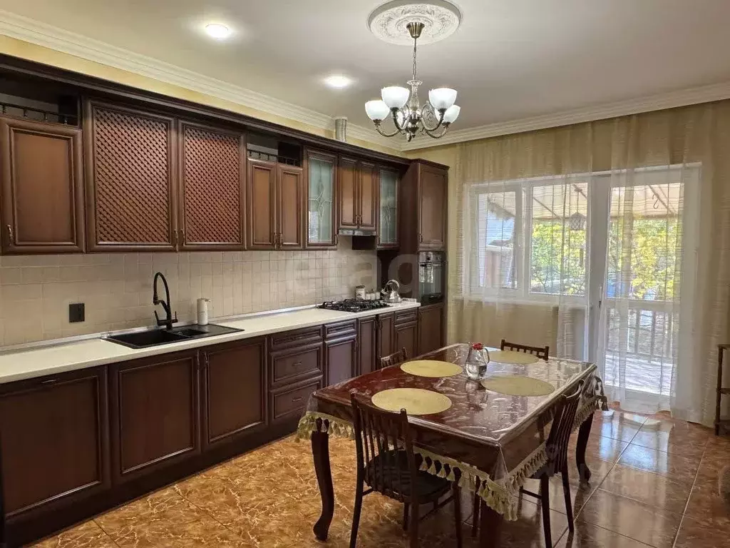 Дом в Крым, Симферополь ул. Косухина (290 м) - Фото 2