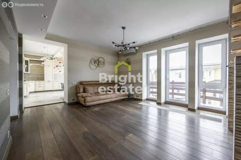 4-комнатная квартира: деревня Гаврилково, жилой комплекс Эдем, улица ... - Фото 1