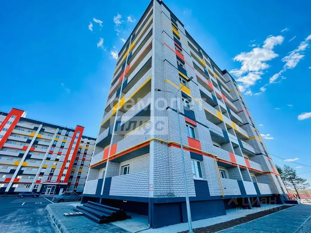 2-к кв. Калужская область, Калуга Резванская ул., 7 (66.7 м) - Фото 0