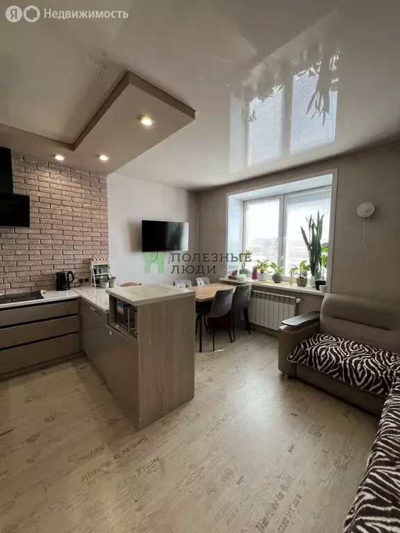 3-комнатная квартира: Чита, улица Генерала Белика, 5 (63 м) - Фото 1