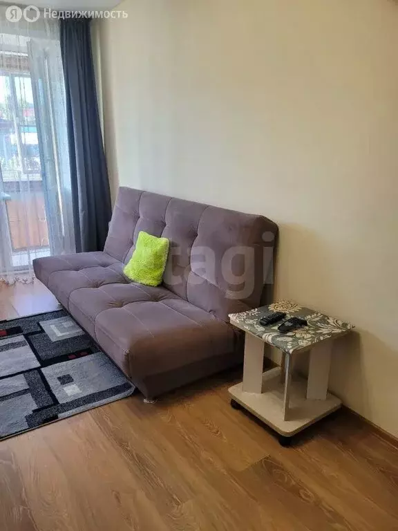 1-комнатная квартира: Горно-Алтайск, Коммунистический проспект, 164 ... - Фото 1