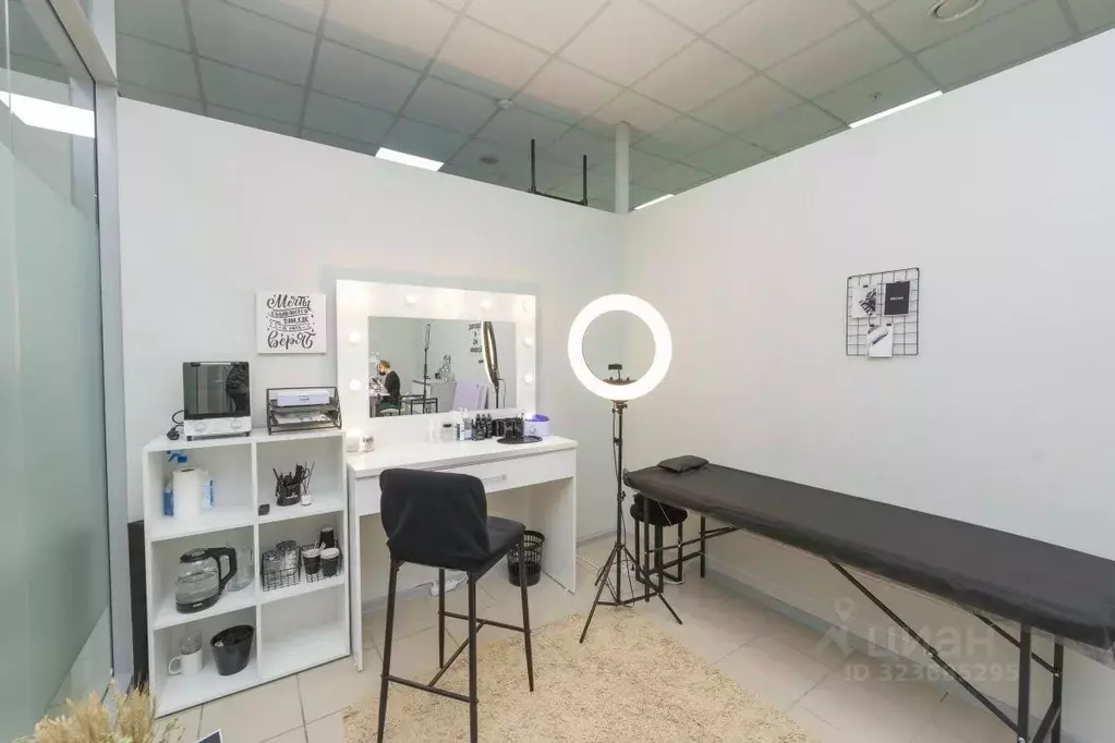 Офис в Пермский край, Пермь ул. Революции, 60/1 (17 м) - Фото 2