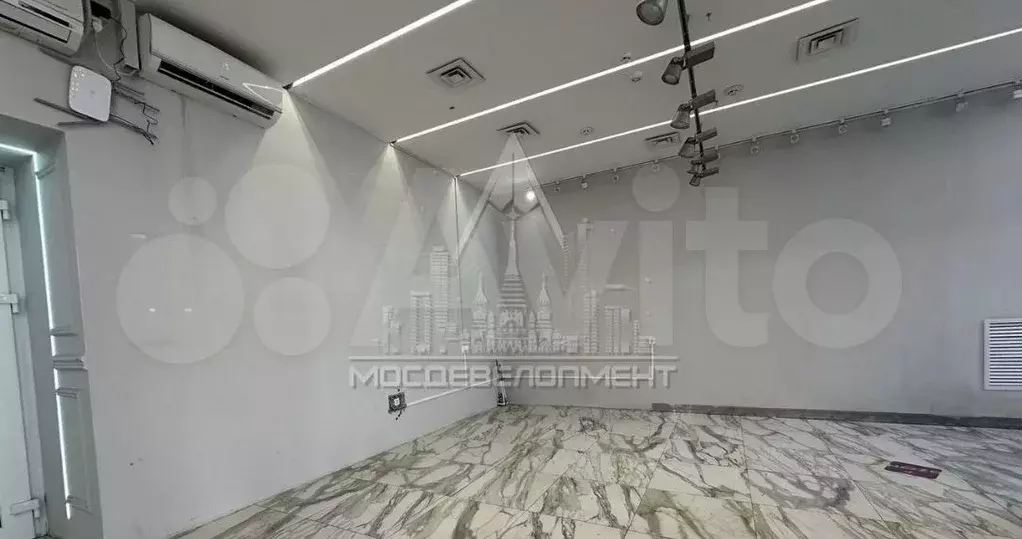 Помещение 12 м2 у метро на интенсивном трафике - Фото 1