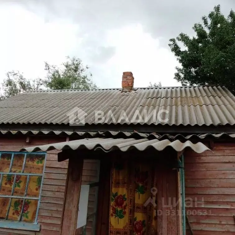 Дом в Волгоградская область, Октябрьский район, Новоаксайский хут. ул. ... - Фото 1