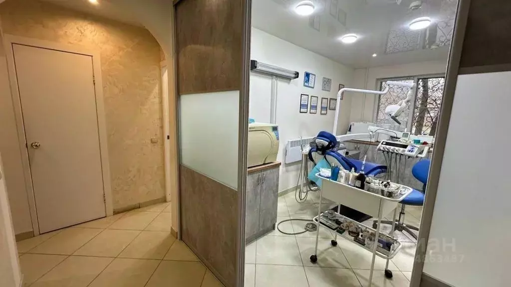 Помещение свободного назначения в Самарская область, Самара ул. Мориса ... - Фото 1