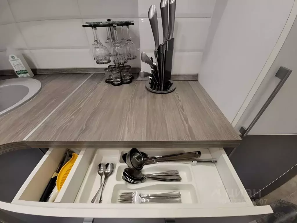 2-к кв. Оренбургская область, Бузулук ул. Ставропольская, 1 (60.0 м) - Фото 1