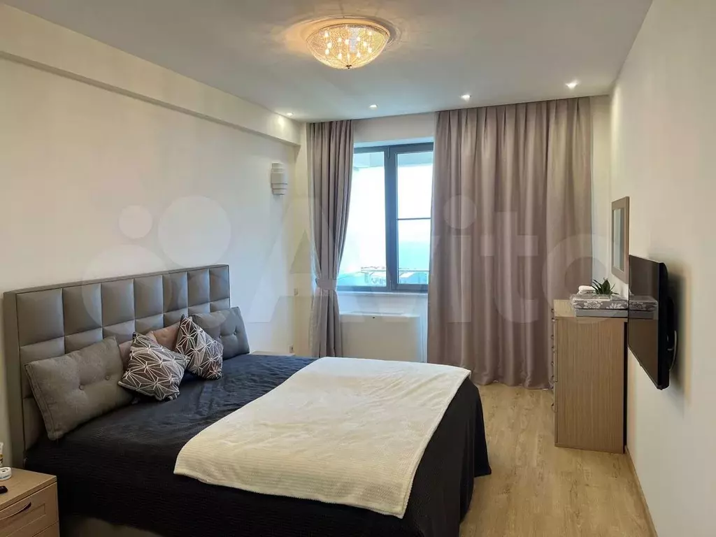 2-к. квартира, 90 м, 2/8 эт. - Фото 0