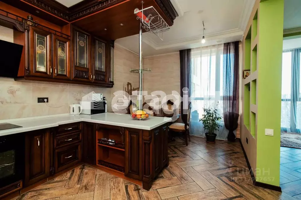 3-к кв. Ханты-Мансийский АО, Ханты-Мансийск ул. Гагарина, 35 (95.0 м) - Фото 1