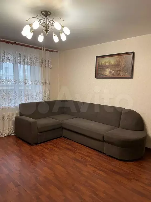 2-к. квартира, 55 м, 1/1 эт. - Фото 1