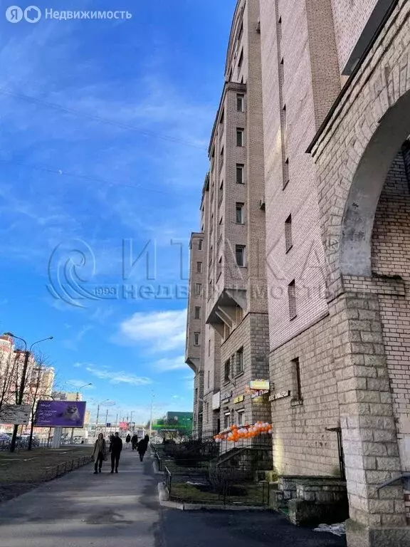 4-комнатная квартира: Санкт-Петербург, улица Савушкина, 118 (166.9 м) - Фото 1