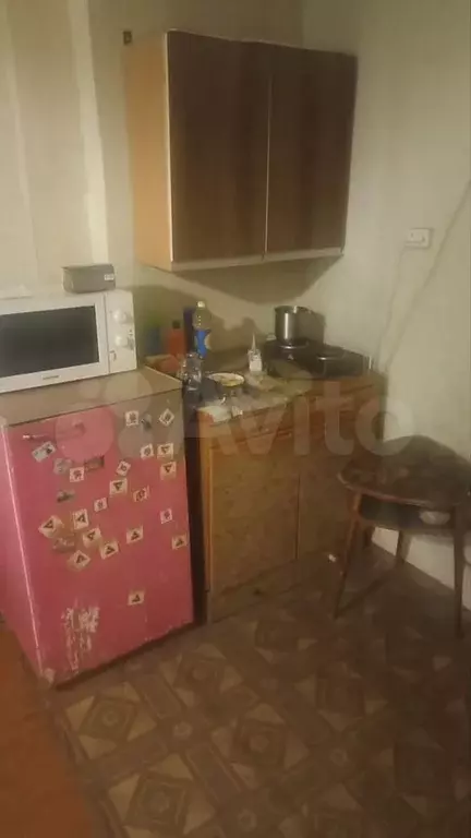 Комната 20 м в 8-к., 1/3 эт. - Фото 1