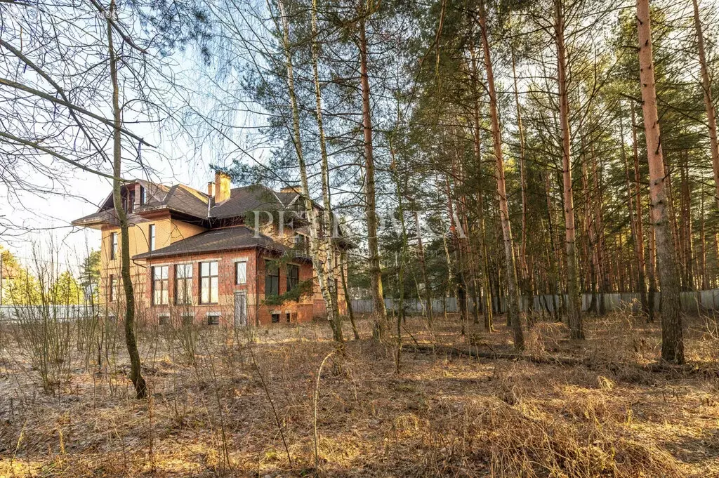 Дом в посёлок городского типа Монино, 1-й Озёрный переулок, 14/416 ... - Фото 1