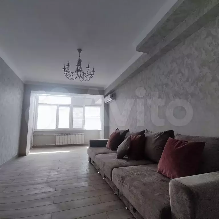 2-к. квартира, 78 м, 8/10 эт. - Фото 0