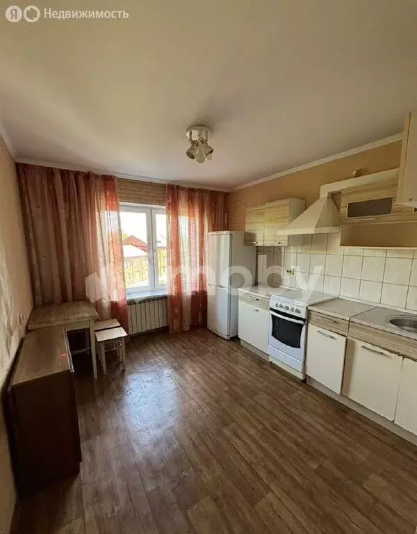 1-комнатная квартира: Калининград, улица 9 Апреля, 62 (45 м) - Фото 1