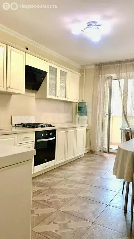 3-комнатная квартира: Брянск, улица Братьев Ткачёвых, 1 (72.5 м) - Фото 2