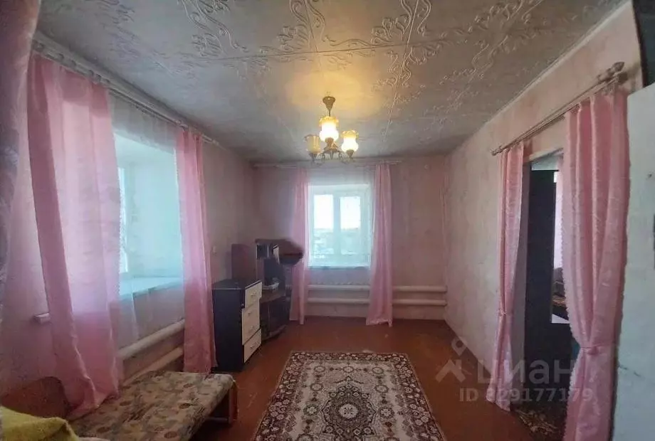 Дом в Пермский край, Александровск ул. Луначарского, 12 (30 м) - Фото 2