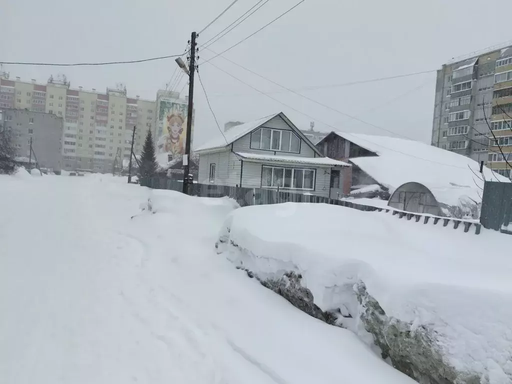 Помещение свободного назначения в Тюменская область, Тобольск ул. 2-я ... - Фото 0