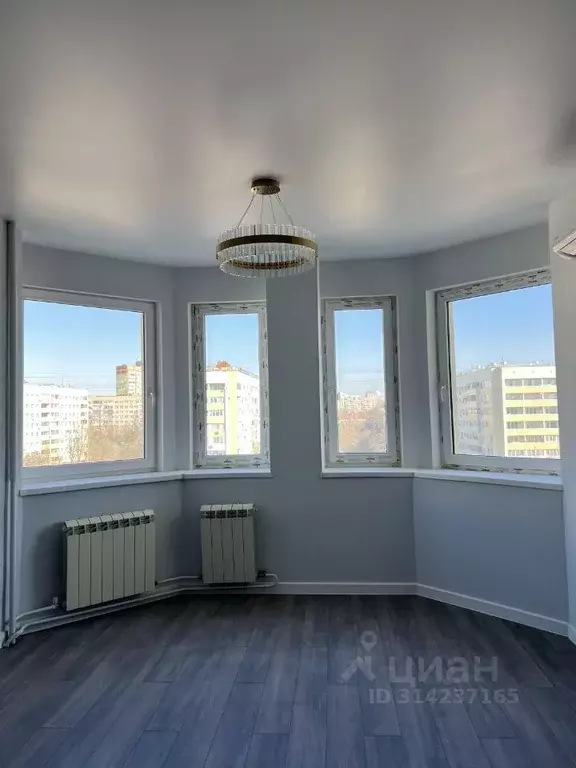 3-к кв. Волгоградская область, Волгоград Невская ул., 11А (97.2 м) - Фото 0