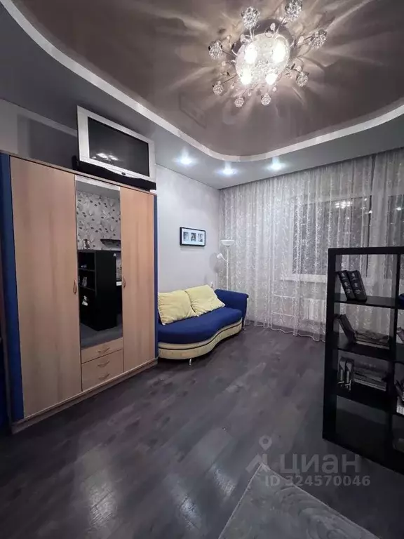 2-к кв. Самарская область, Тольятти просп. Степана Разина, 82 (70.0 м) - Фото 1