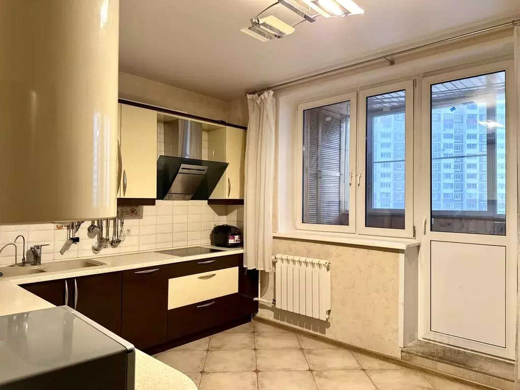 2-к кв. Московская область, Химки Подрезково мкр, Центральная ул., 4д ... - Фото 1