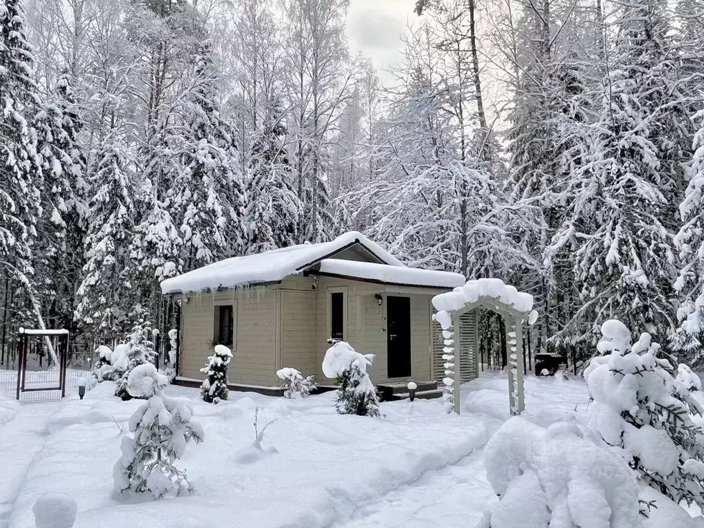 Дом в Тверская область, Селижаровский муниципальный округ, Турбаза ... - Фото 1