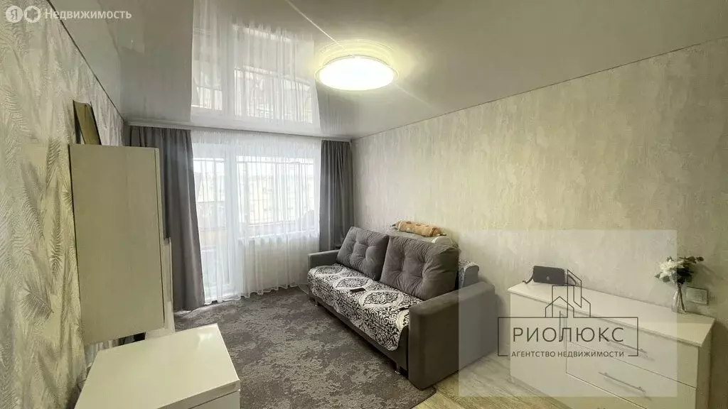 2-комнатная квартира: Магнитогорск, улица Бориса Ручьёва, 9 (44 м) - Фото 2