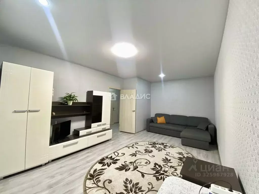 1-к кв. Волгоградская область, Волгоград ул. Базарова, 20 (41.3 м) - Фото 1