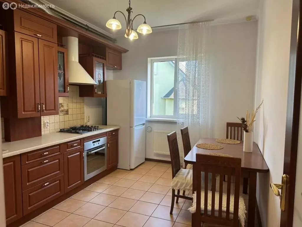 2-комнатная квартира: Калининград, Орудийная улица, 61 (64 м) - Фото 1