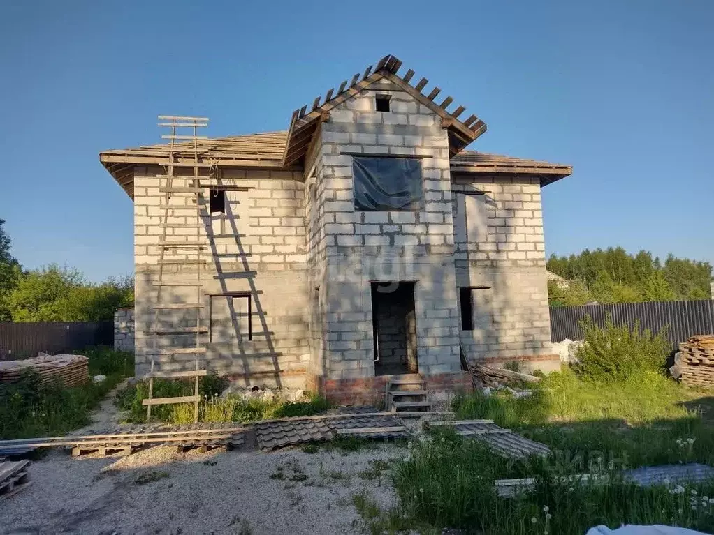 Дом в Калужская область, Калуга ул. 2-я Кольцевая (210 м) - Фото 0