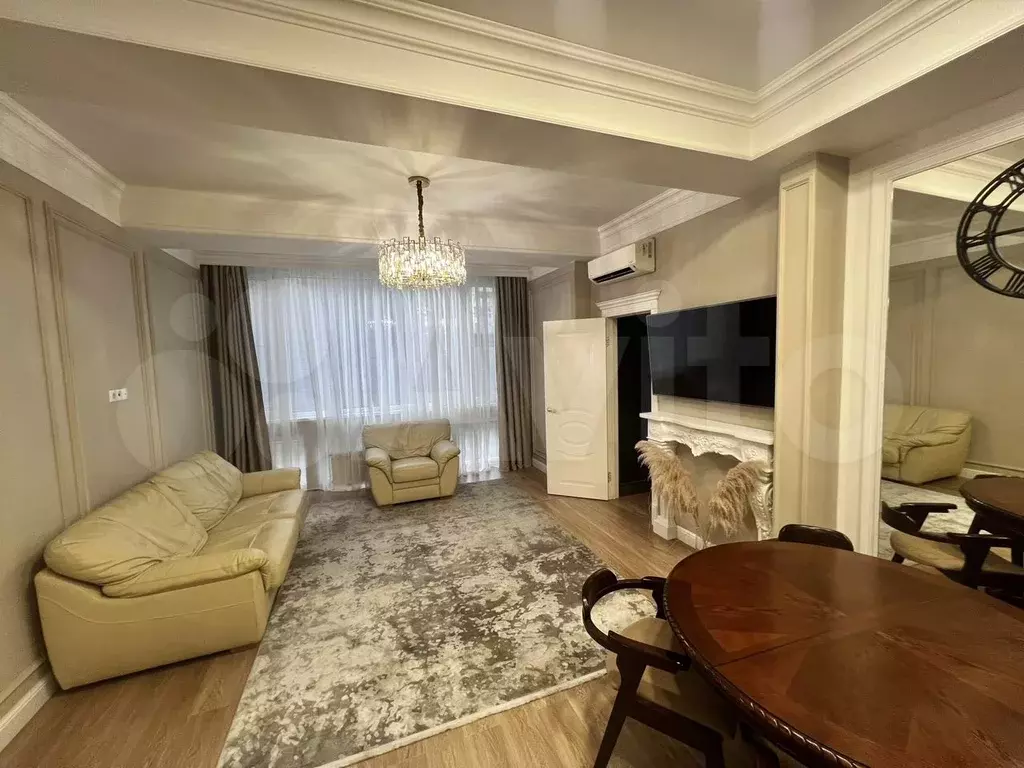 3-к. квартира, 90 м, 2/6 эт. - Фото 0