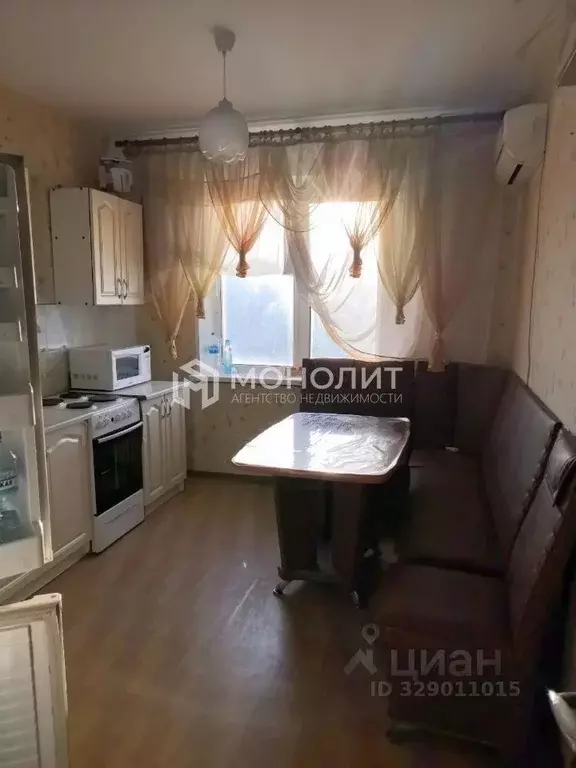 3-к кв. Белгородская область, Старый Оскол Северный мкр, 15 (63.0 м) - Фото 1