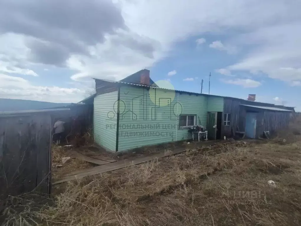 Дом в Иркутская область, Боханский район, Олонки муниципальное ... - Фото 1