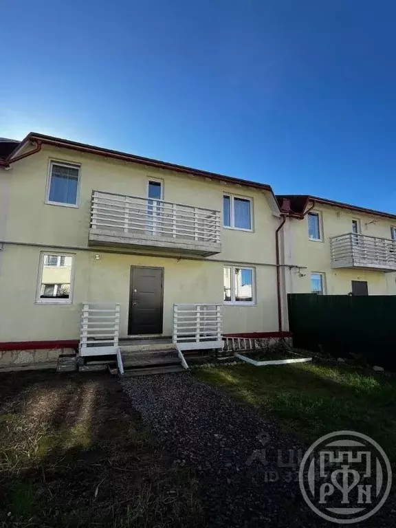 Таунхаус в Ленинградская область, Выборгский район, пос. Первомайское, ... - Фото 1