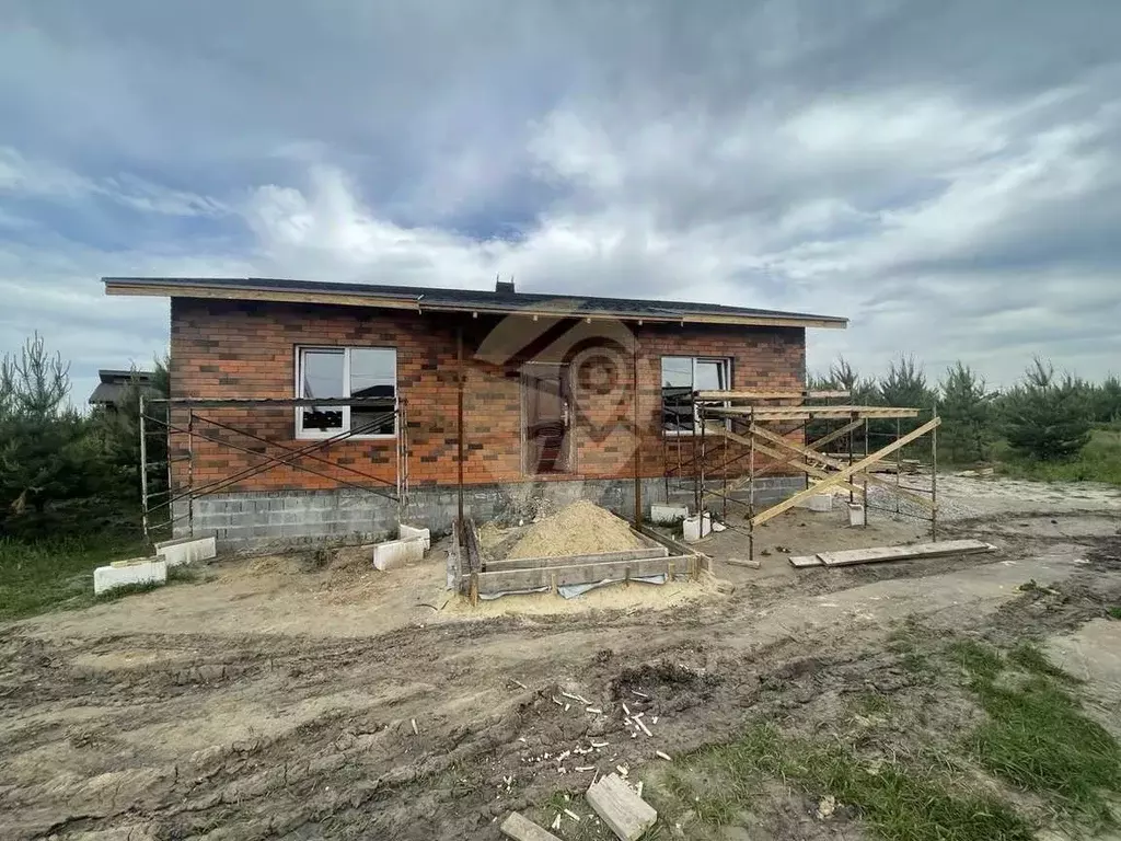 Коттедж в Белгородская область, Старооскольский городской округ, с. ... - Фото 1