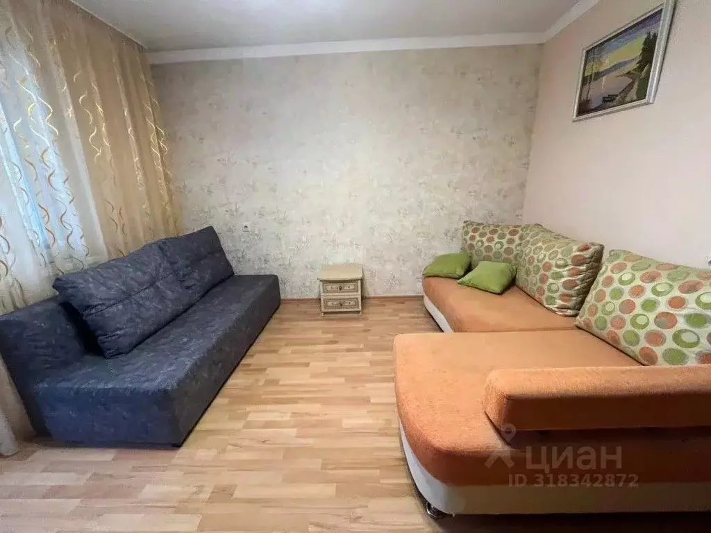 1-к кв. Красноярский край, Красноярск ул. 3 Августа, 22 (55.0 м) - Фото 0