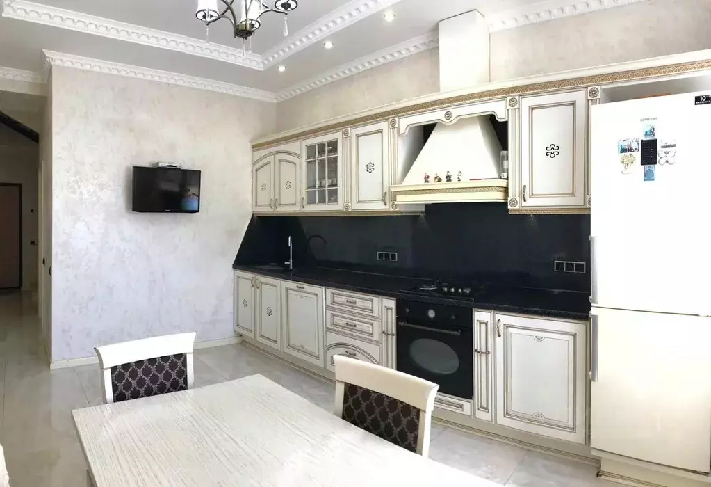 4-к кв. Краснодарский край, Сочи Бытха мкр, ул. Бытха, 2/1 (169.7 м) - Фото 2