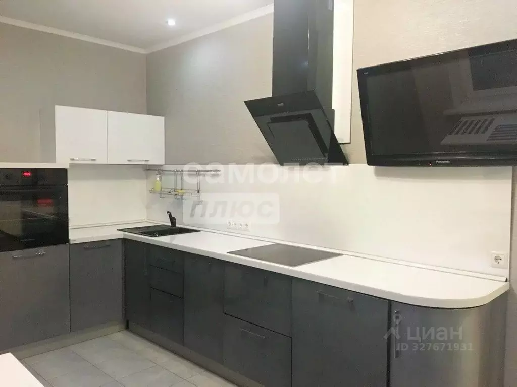 2-к кв. Московская область, Чехов Лопасненская ул., 3 (68.0 м) - Фото 1