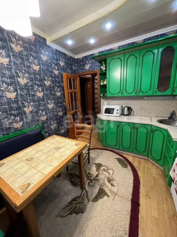 3-к. квартира, 69 м, 2/5 эт. - Фото 0