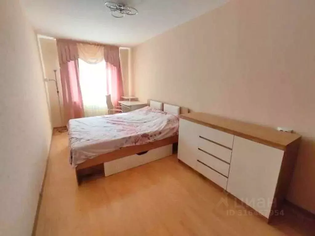 2-к кв. Приморский край, Владивосток ул. Кирова, 10А (43.0 м) - Фото 0