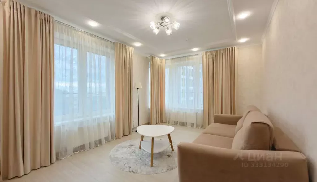 2-к кв. Татарстан, Казань ул. Новаторов, 8А (56.0 м) - Фото 2