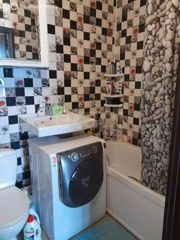 1-комнатная квартира: Омск, Верхнеднепровская улица, 275к5 (43.2 м) - Фото 2