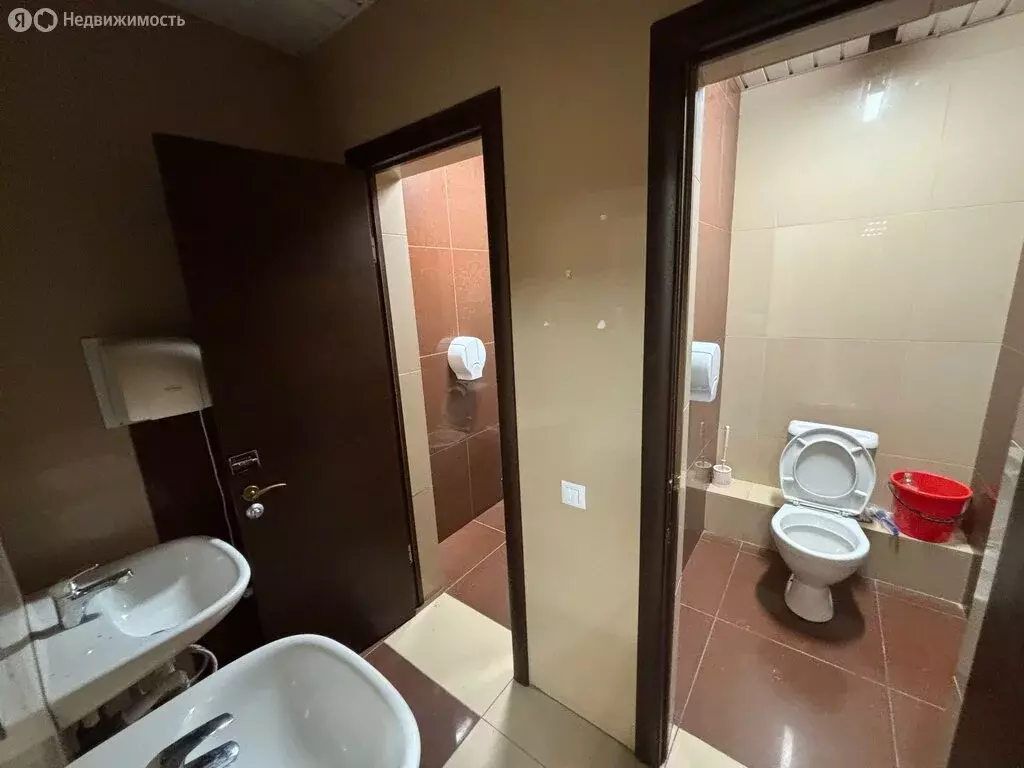 Офис (140.9 м) - Фото 1