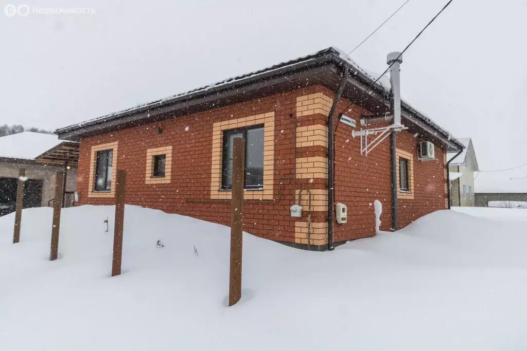 Дом в село Жуково, Целинная улица, 37 (76.5 м) - Фото 1