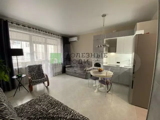 Квартира-студия, 30,4 м, 1/3 эт. - Фото 0