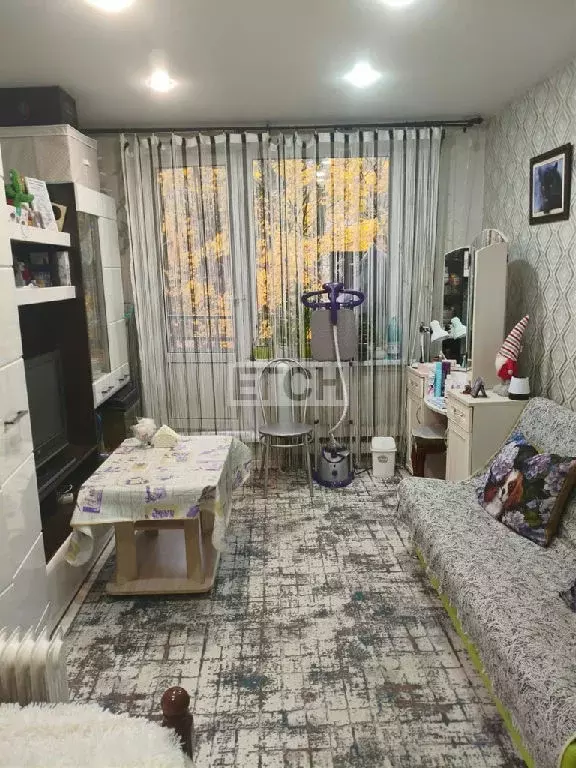 Продается комната в 3-комнатной квартире - Фото 1