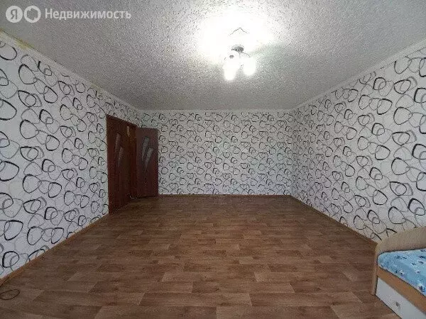 2-комнатная квартира: Ялуторовск, улица Революции, 131А (71.6 м) - Фото 2